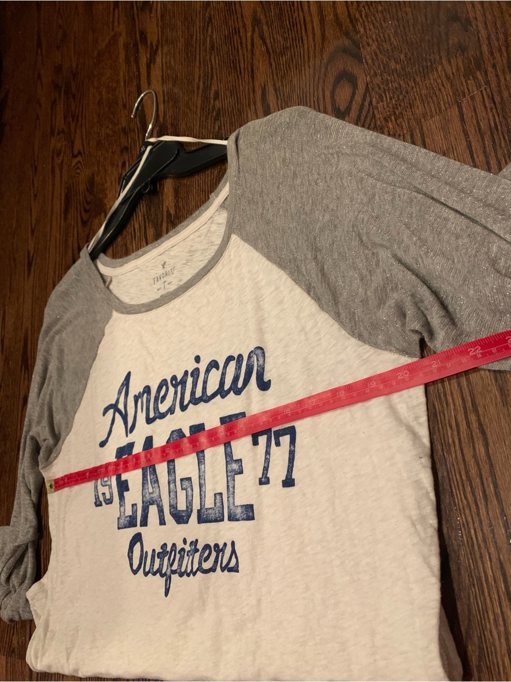 American Eagle Outfitters Women's White & Gray Raglan Logo Tee - Picture 8 of 10